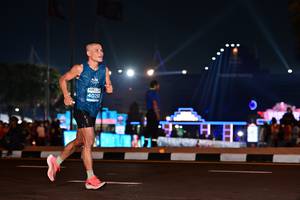 BIB: 40250
                            <button type="button" onclick="openModal(15065973)" class="btn btn-primary btn-sm float-right btn-popup" data-toggle="modal" data-target=".modal-high-quality">
                        <i class="fas fa-shopping-cart"></i> Add to Cart
                    </button>
                                            <button type="button" onclick="isThisMe(15065973, true)" class="btn btn-success btn-sm float-right btn-popup btn-isme hidden" data-toggle="tooltip" data-placement="bottom" title="นี่คือรูปของคุณใช่ไหม คลิกที่นี่เพื่อเอาเข้าอัลบั้ม">
                        <i class="fas fa-plus"></i> Add to album
                    </button>
                    <button type="button" onclick="isThisMe(15065973, false)" class="btn btn-warning btn-sm float-right btn-popup btn-isnotme hidden">
                        <i class="fas fa-ban"></i> Remove from album
                    </button>